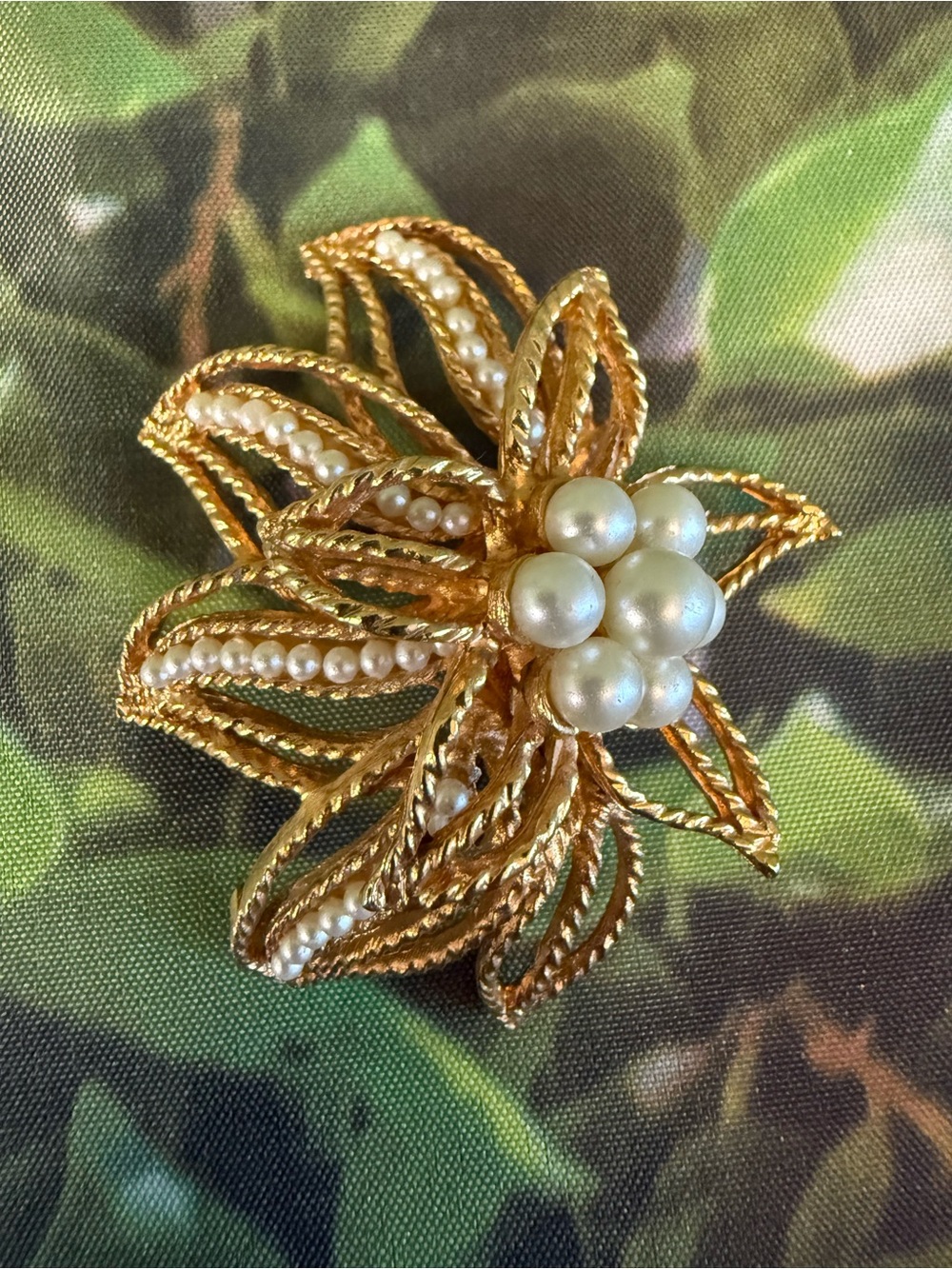 Vintage Corocraft Gold-Tone Pearl Cluster Floral Brooch
